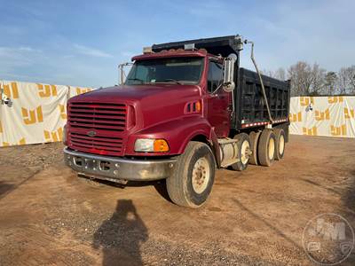 Sterling L9522 Dump Truck