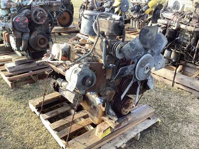 Caterpillar 3208T Diesel Engine