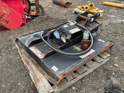 Blue Diamond Hydraulic Mower Attachment to Fit Cat 304/305C, 45 mm Pin