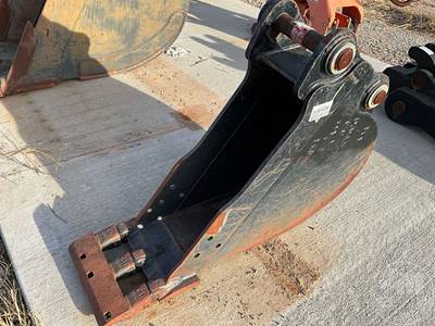 Caterpillar 295-5950 Excavator Attachment