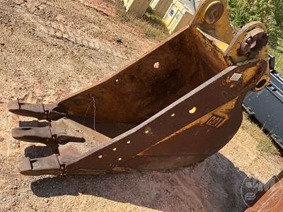 Caterpillar Excavator Attachment