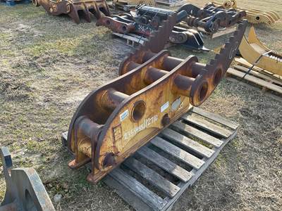 Caterpillar Excavator Attachment