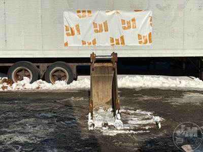 Caterpillar Excavator Attachment