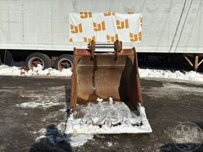 Caterpillar Excavator Attachment