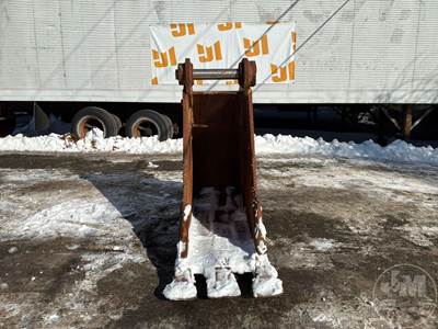 Caterpillar Excavator Attachment