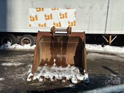 Caterpillar Excavator Attachment