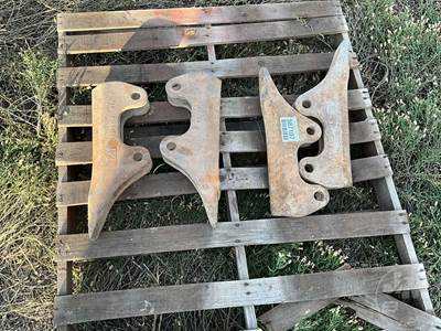 Caterpillar Bucket Cutting Edges