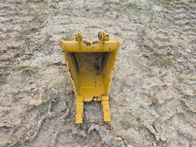 Used Caterpillar 16IN Trapezoid Bucket to Fit 301 Excavator