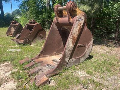 Used Entek Bucket to Fit 385HB, 110 mm Pin