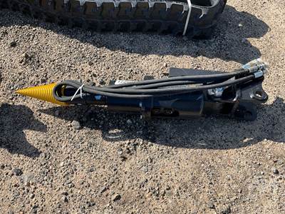 Unused FUTURE Hydraulic Log Splitter for Mini Excavator, 25 mm Pin