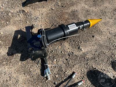 Unused FUTURE Hydraulic Log Splitter Attachment for Mini Excavator, 25 mm Pin