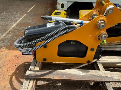 2025 Future SB05 Hydraulic Breaker Excavator Attachment, 45 mm Pin