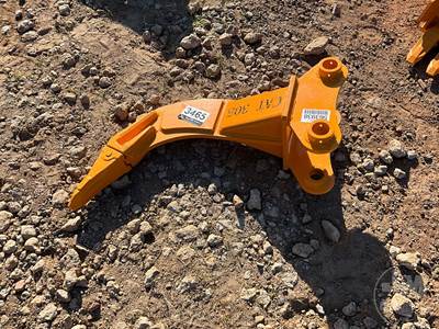 GIYI Ripper Excavator Attachment to Fit CAT 305, 45 mm Pin