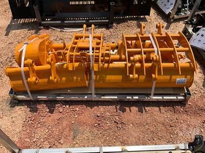 Unused GIYI Mini Excavator Attachment Set, 25MM Pin, Buckets, Hitch, Augers, Rake, Ripper