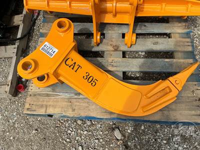 Unused GIYI Ripper Excavator Attachment to Fit Cat 305, 45 mm Pin