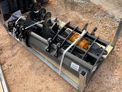 GIYI Mini Excavator Attachment Set, 25 mm Pin, Buckets, Augers, Rake, Ripper