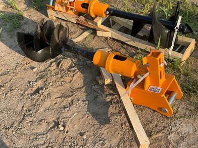 Unused GIYI 16" Hydraulic Auger Attachment to Fit CAT 305, 45 mm Pin