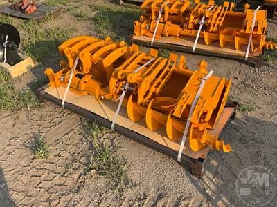 GIYI Excavator Attachments Lot for Cat 301, 30 mm Pin (Qty 8 Mixed)