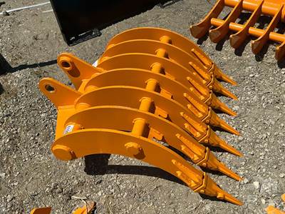 2026 GIYI 32" Rock Rake Excavator Attachment to Fit Cat 305, 45 mm Pin