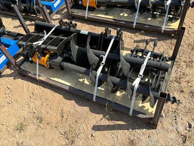 Unused GIYI Excavator Attachment Set, 25 mm Pin, Rake/Ripper/Buckets/Augers/Coupler
