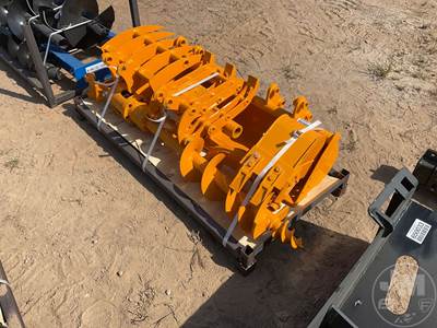 GIYI Qty (8) Excavator Attachments to Fit Cat 301, 25 mm Pin, Buckets/Augers/Rake/Ripper