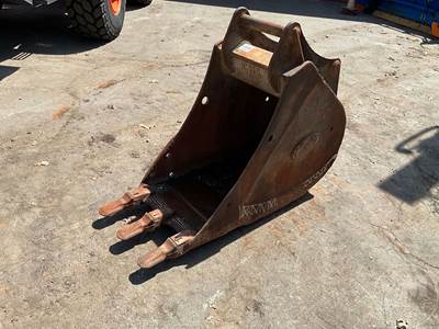 Geith 24" Excavator Bucket to Fit Volvo ECR145C, 65 mm Pin