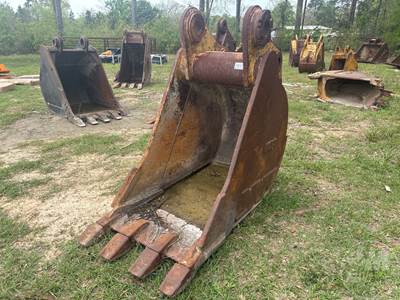 Holt Excavator Attachment