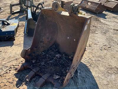 Komatsu PC120045 Excavator Attachment