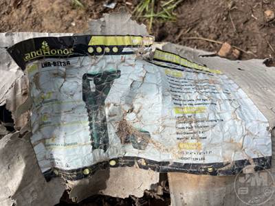 Landhonor 36 In. Unused Thumb for Mini Excavator/Loader Backhoe