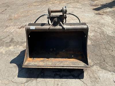 Used Lemac 42" Tilt Bucket Excavator Attachment to Fit PC 88MR, 2 mm Pin