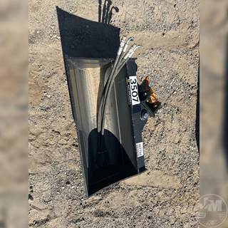 MIVA 24" TITLING BUCKET Excavator Attachment