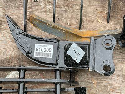 MIVA Ripper Excavator Attachment, 25 mm Pin