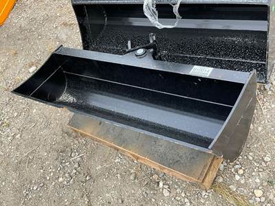 Unused MIVA 40" Tilting Bucket, Fits 1-3 Ton Excavator, 25 mm Pin