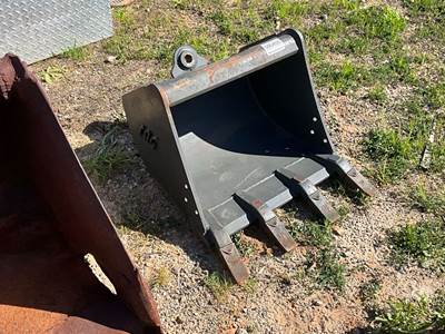 Tag QCB27 24" Q/C Tooth Bucket Excavator Attachment to Fit Takeuchi 262