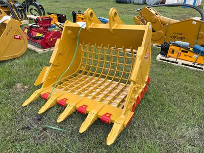 Toft CAT320 Excavator Attachment