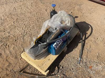 Unused Hydraulic Hammer, Â