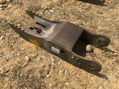 Used Wain-Roy Hydraulic Thumb with Cylinder Excavator Attachment