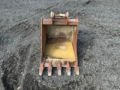 Used Werk-Brau 24 Inch Tooth Bucket, 44 mm Pin