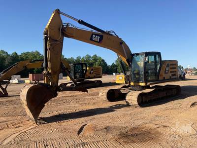 Caterpillar 323 Excavator