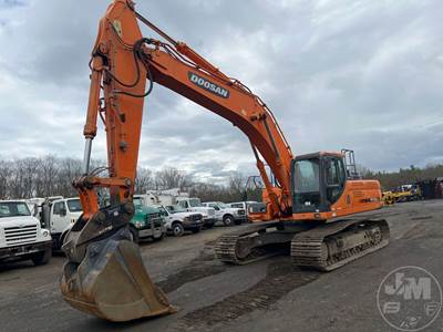 Doosan DX350 LC5 Excavator