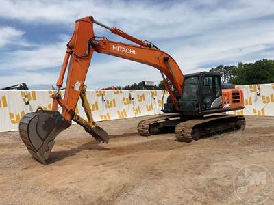 Hitachi ZX210LC-6N Excavator
