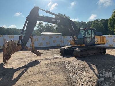 John Deere 210-P Excavator