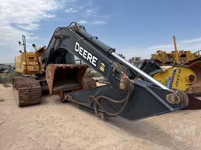 John Deere 290G Excavator
