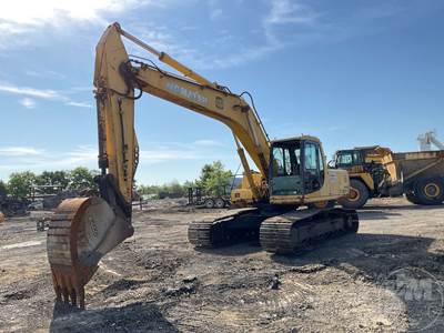 Komatsu PC200LC-6 Excavator