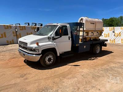 Chevrolet C5500 Flatbed Truck