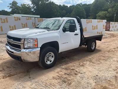 Chevrolet Silverado Flatbed Truck