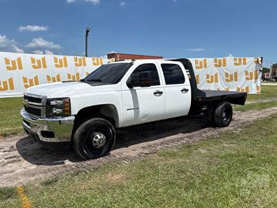 Chevrolet Silverado Flatbed Truck