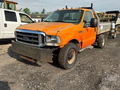 Ford F-350 Flatbed Truck