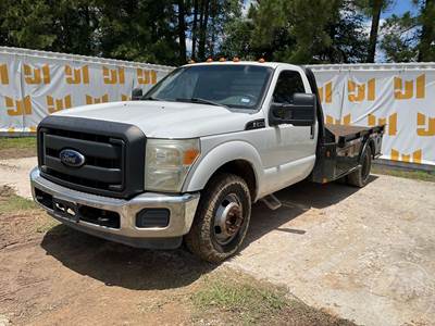 Ford F-350 Flatbed Truck