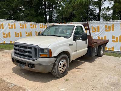 Ford F-350 Flatbed Truck